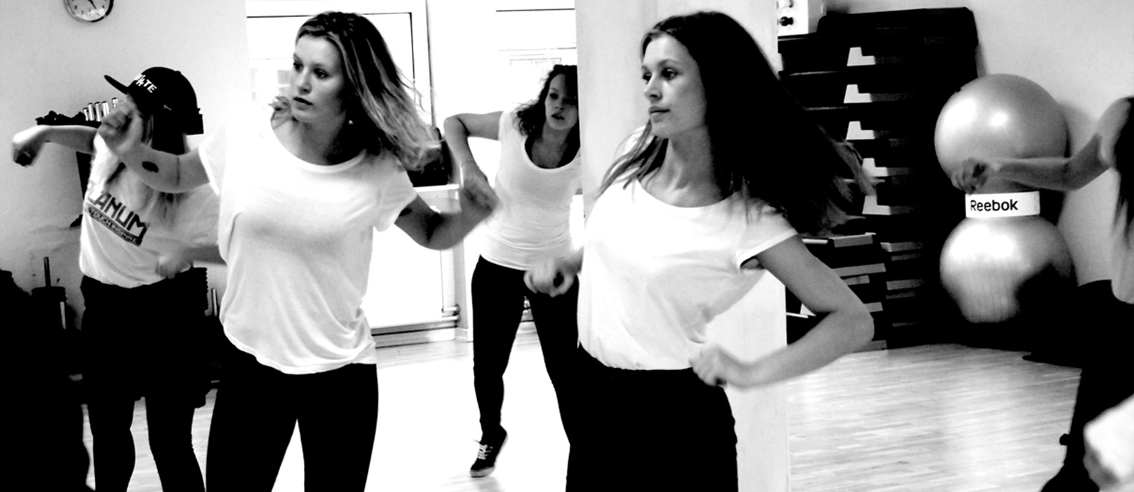 Studie 7 Dance Slide 01